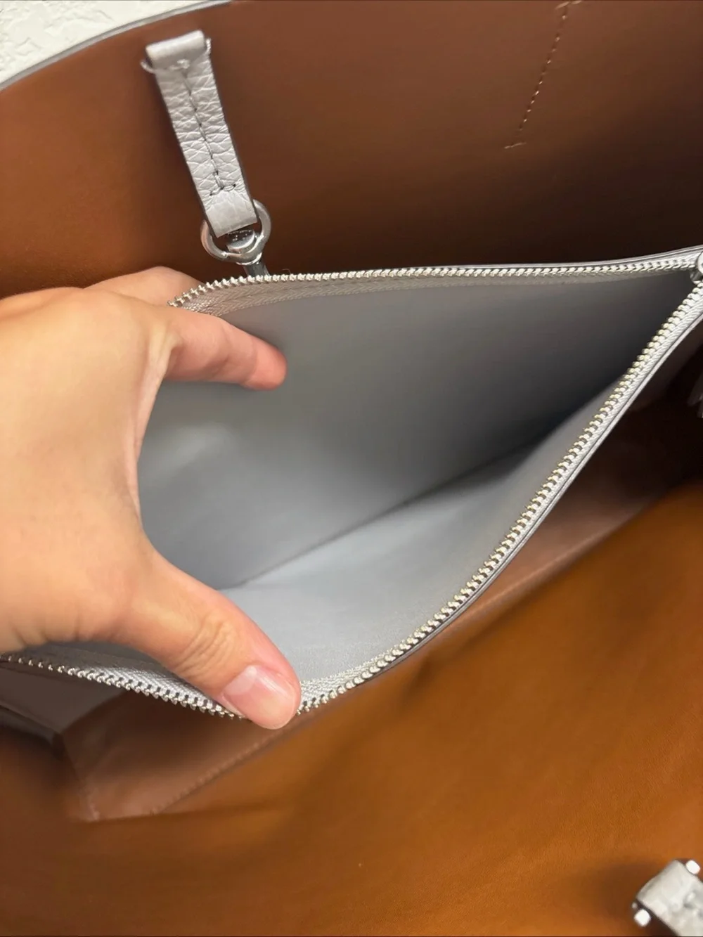Tory Burch Light Gray Pebbled Leather Tote Bag